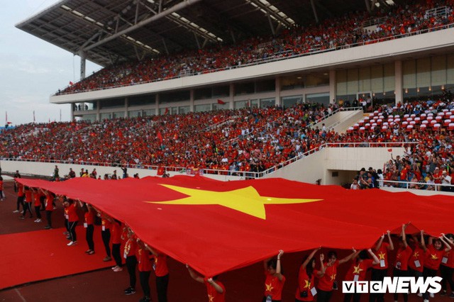 Những khoảnh khắc chứng minh Olympic Việt Nam vô địch trong lòng hàng triệu người hâm mộ - Ảnh 2.