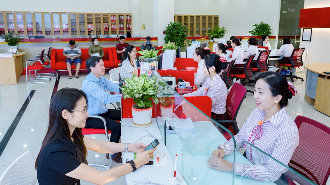 trien-khai-chuong-trinh-trong-diem-cua-chinh-phu-hdbank-mo-goi-vay-uu-dai-20000-ty-dong-cho-doanh-nghiep-ha-tang-va-cong-nghe-so-1747629358.jpg