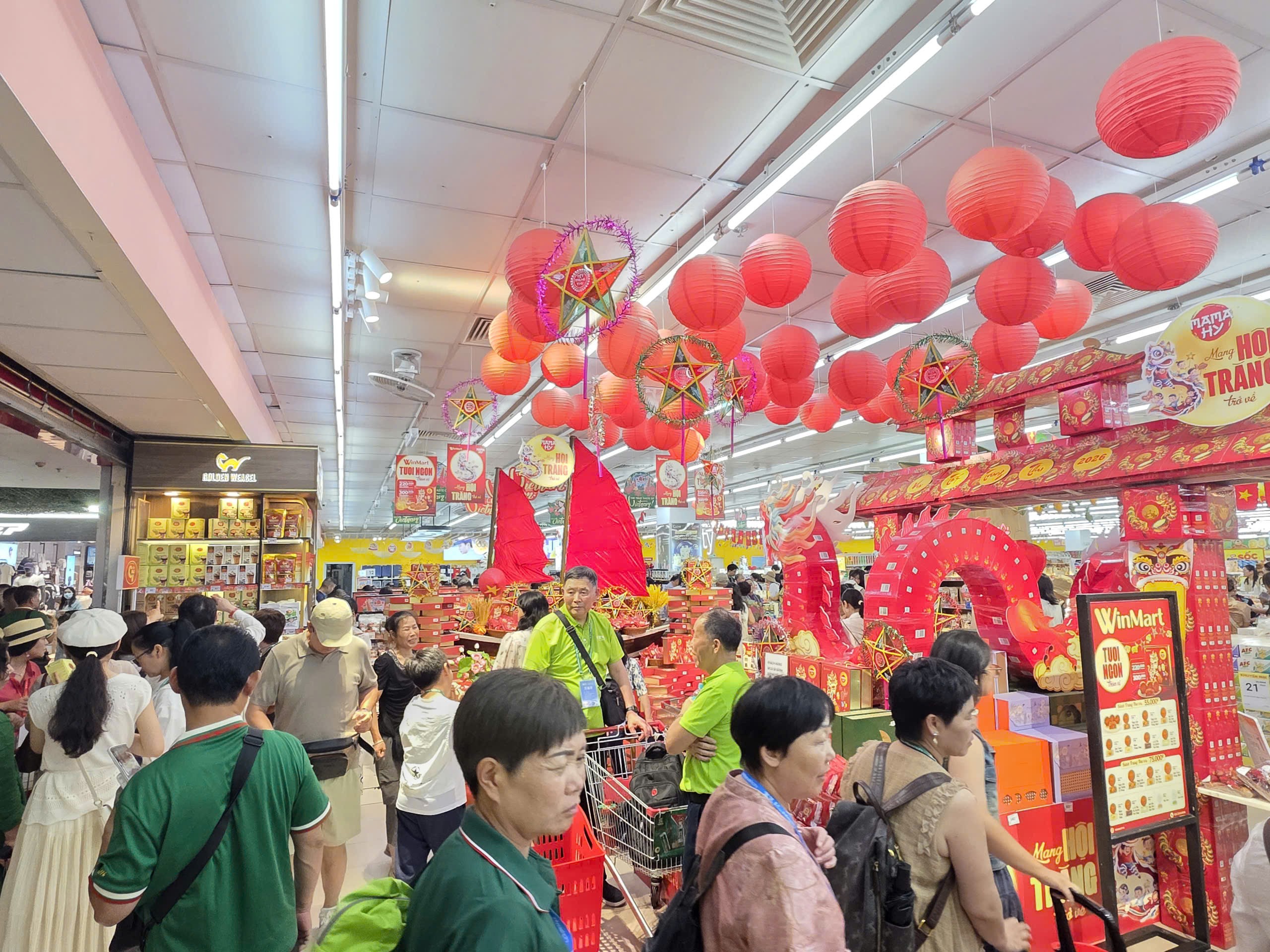 chuong-trinh-mang-hoi-trang-tro-ve-dien-ra-tai-he-thong-winmart-tren-toan-quoc-2-1787891609.jpg
