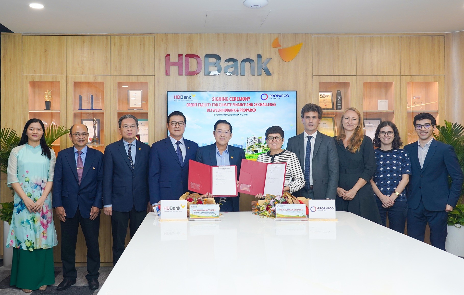 tang-han-muc-tin-dung-len-100-trieu-usd-hdbank-va-proparco-thuc-day-du-an-tai-chinh-khi-hau-ho-tro-doanh-nghiep-do-phu-nu-lam-chu-1729245845.jpeg