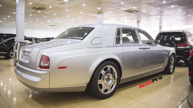 Soi chi tiết Rolls-Royce của Khải Silk đang rao bán 9 tỷ đồng - Ảnh 1.