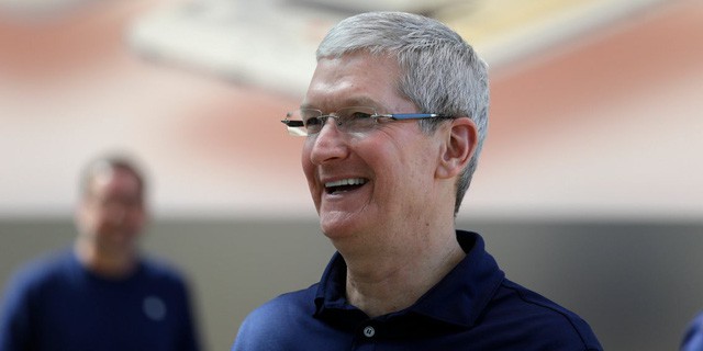 Tim Cook: Từ dấu hỏi khi thay thế Steve Jobs đến người đưa Apple đạt kỷ lục lịch sử - Ảnh 1.