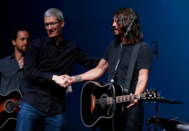 Tim Cook: Từ dấu hỏi khi thay thế Steve Jobs đến người đưa Apple đạt kỷ lục lịch sử - Ảnh 7.