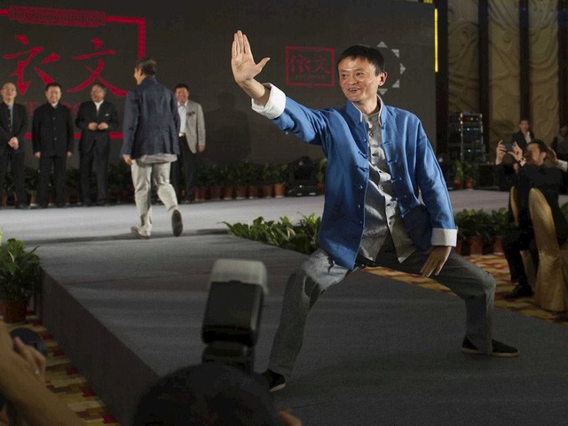 Cuộc đời đầy cảm hứng của tỷ phú tự thân Jack Ma: Từ con nhà nghèo đến người giàu nhất Trung Quốc - Ảnh 4.