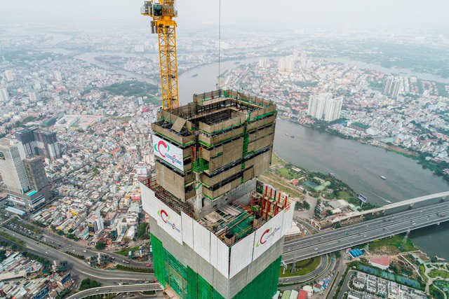 Cận cảnh tòa tháp cao nhất Việt Nam Landmark 81 chuẩn bị cất nóc - Ảnh 7.