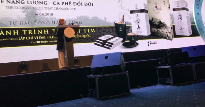 Ông Đặng Lê Nguyên Vũ bất ngờ xuất hiện sau 5 năm "ở ẩn".