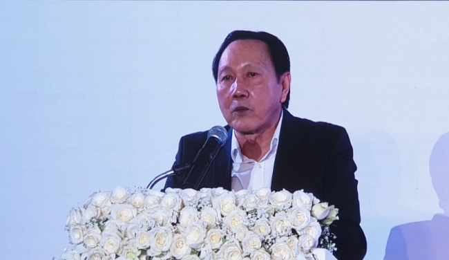 Ông Dương Ngọc Minh phát biểu tại lễ ký hợp tác tối 9/1. Ảnh: Phương Đông.