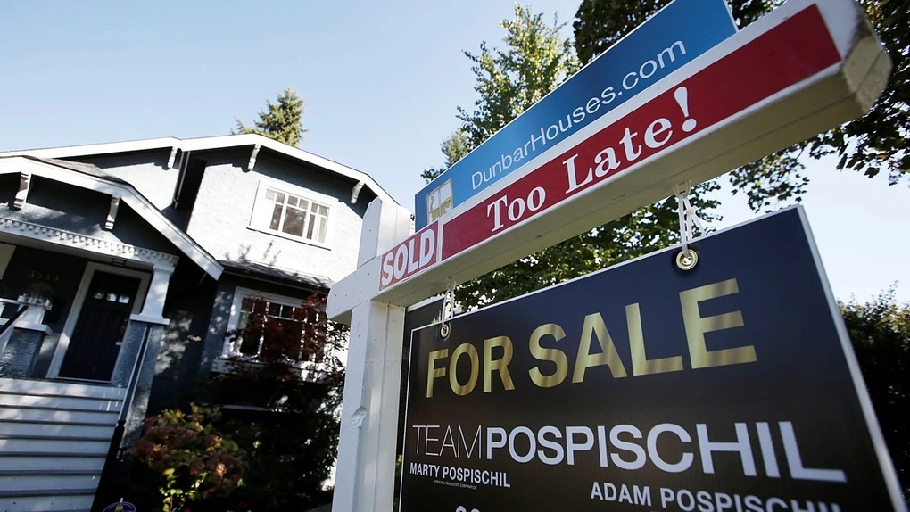Một bất động sản tại Vancouver, British Columbia, Canada rao bán thu hút sự quan tâm của nhà đầu tư nước ngoài, bao gồm người Trung Quốc. Ảnh: Reuters