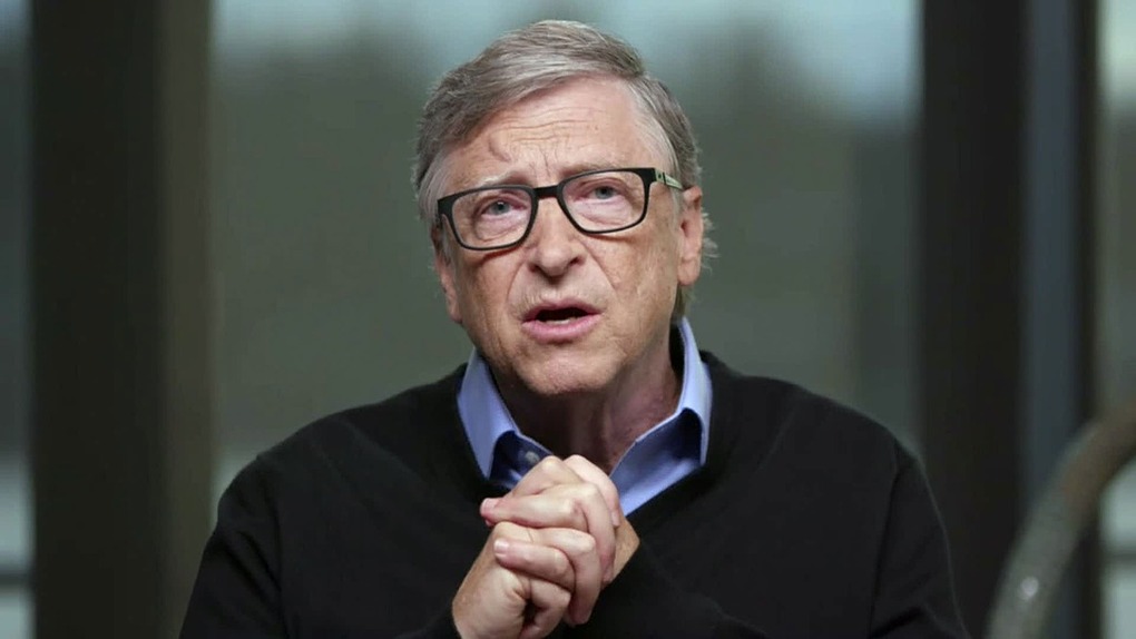 Bill Gates trả lời phỏng vấn hôm 8/10. Ảnh: CNN.