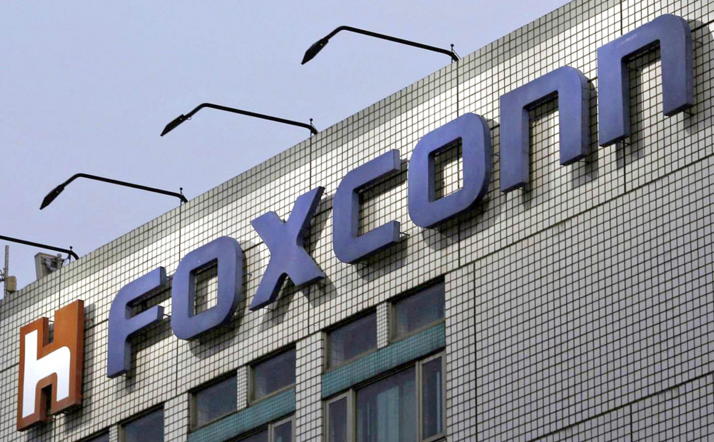 Foxconn đang chuyển một phần dây chuyền sản xuất máy iPad và MacBook từ Trung Quốc sang Việt Nam. Ảnh:CNN