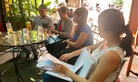 Những "con sâu" làm xấu nghề môi giới (*): Khách hàng lãnh đủ