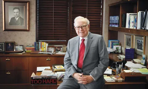 Giá dầu lên đỉnh, tỷ phú Warren Buffett chi thêm 1,5 tỷ USD để "ôm" cổ phiếu dầu khí