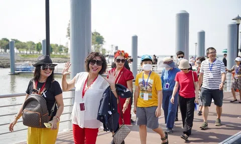 Hành trình khám phá đường sông, trải nghiệm không gian sống sinh thái thông minh ở Aqua City