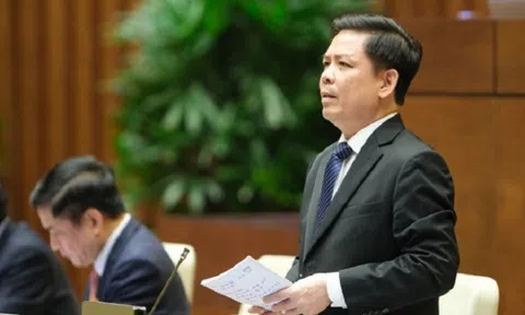 Bộ trưởng Nguyễn Văn Thể: 'Ngành giao thông giờ không ai dám làm sai, ký tá cân đong đo đếm'