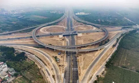 'Có tiền mà không tiêu được, tại sao lại như vậy?'