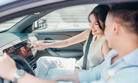 Khách hàng chốt VF 6: “Sở hữu ô tô chưa bao giờ nhẹ nhàng đến vậy”