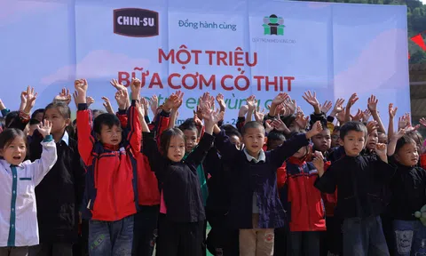 Chin-su tài trợ ‘Một triệu bữa cơm có thịt’ cho trẻ vùng cao – tiếp tục cuộc hành trình năm thứ 2