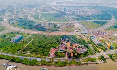 Tân Hoàng Minh tính làm gì sau khi tạo cú sốc "2,4 tỉ đồng/m2" ở Thủ Thiêm?