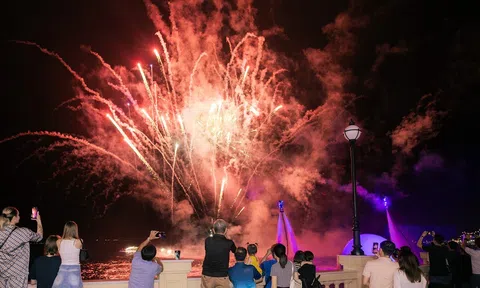 Sức hút đặc biệt của trung tâm cà phê và ẩm thực Việt tại khu phố thương mại Vinpearl Harbour