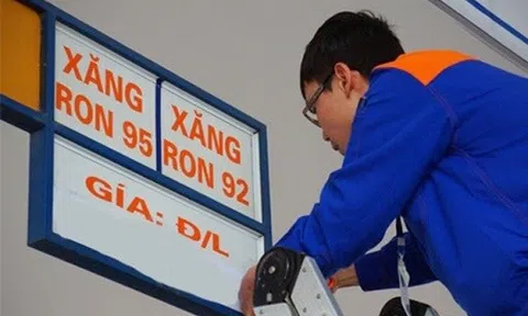 Giá xăng tăng lên mức cao nhất trong 3 năm