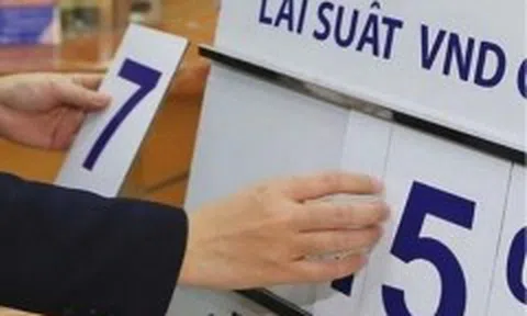 Ngân hàng đồng loạt giảm, mặt bằng lãi suất cho vay đang thế nào?