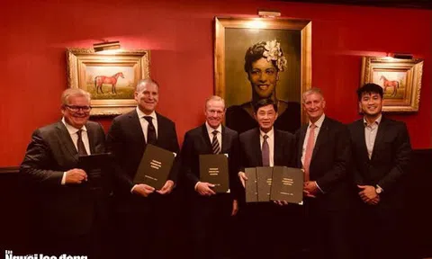 Ông Johnathan Hạnh Nguyễn ký kết với đối tác Mỹ, xúc tiến 45 dự án tổng vốn hàng trăm tỉ USD