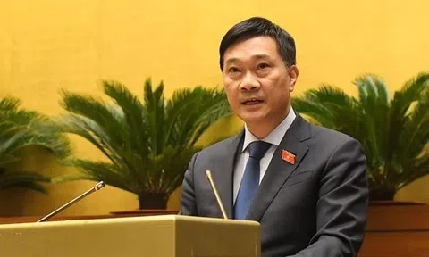 Đề nghị tăng thuế đối với giao dịch chứng khoán, bất động sản