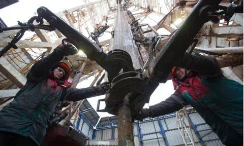 Điều gì xảy ra nếu phương Tây cấm vận dầu thô của Nga?