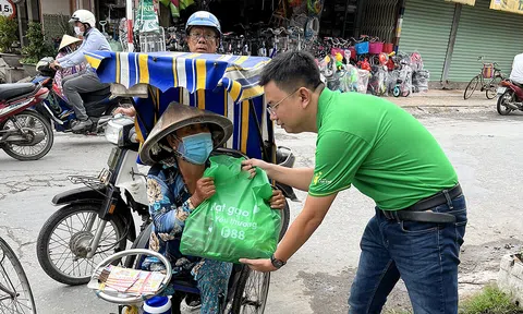 F88 trở thành điểm tiếp nhận, vận chuyển hàng cứu trợ tới 8 tỉnh đang bị bão lũ tàn phá