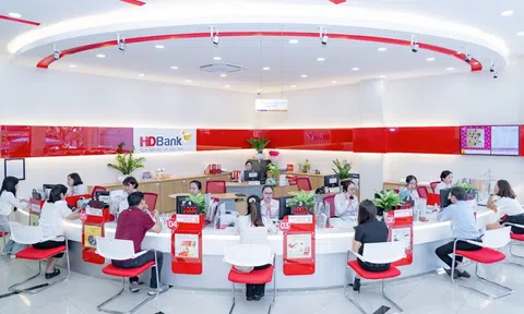 Đẩy mạnh kinh doanh số, HDBank báo lãi 6 tháng 10.068 tỷ đồng, ROE lên tới 26,5%