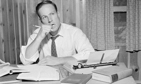 Có hai bi kịch trong cuộc đời này: Một là không đạt được điều mình muốn, hai là đạt được nó!