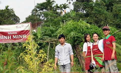 Chuyện anh kỹ sư nông nghiệp khởi nghiệp chuỗi Bác Tôm: Đi nhanh bằng nhượng quyền, chỉ để thuyết phục 1 hộ nông dân mà tuyên bố 'Ruộng anh chị có gì em mua sạch, mua đến từng quả cà chua luôn'