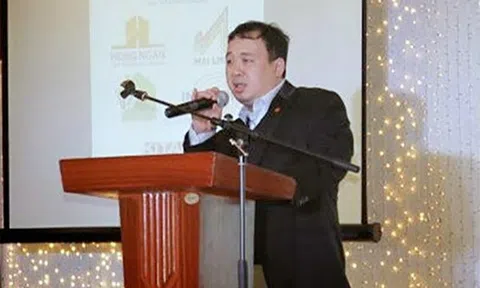 Khoa 'khàn', anh đang ở đâu?