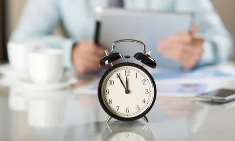 Quy tắc 5 giờ: Chìa khóa thành công của giới siêu giàu sẽ giúp bạn thoát khỏi tình trạng "giậm chân tại chỗ"