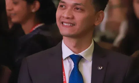 Chủ tịch ACB Trần Hùng Huy: Tôi đã kế nghiệp mà chưa chuẩn bị gì cả