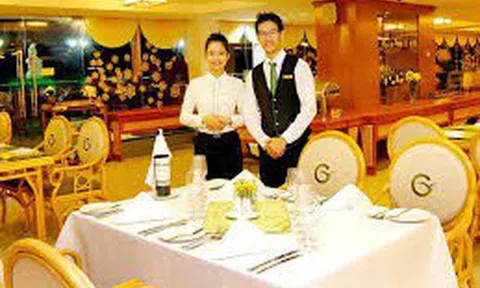 "Vua phở" Lý Quí Trung và CEO chuỗi Wrap & Roll tiết lộ "phần chìm của tảng băng" trong kinh doanh nhà hàng