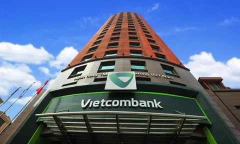 Ông Trương Gia Bình vào HĐQT Vietcombank được 2 tháng, FPT nhận luôn gói thầu về công nghệ thông tin của ngân hàng