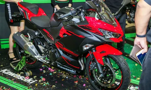 Cận cảnh Kawasaki Ninja 250 mới giá chỉ 37 triệu đồng