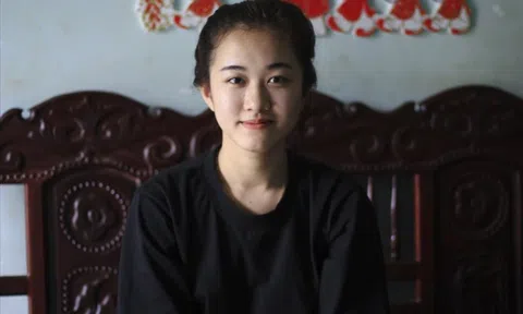Nữ sinh bị cưa chân: Ngày mai, hai cha con lại đồng hành đến trường