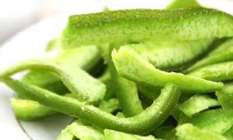 Mứt vỏ bưởi Thái hơn 600.000 đồng/kg, người Việt vẫn săn mua