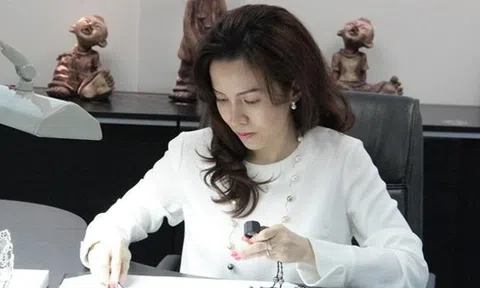 Chân dung người phụ nữ tạo nên các tuyệt tác vương miện hoa hậu