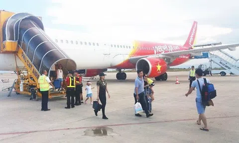 Phở, mỳ, miến, cháo ở nhà ga quốc nội sẽ có giá 5000-20.000đ