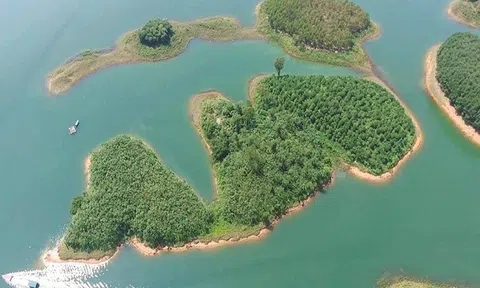 Rao bán hàng loạt hòn đảo trên hồ Thác Bà với giá 130.000/m2