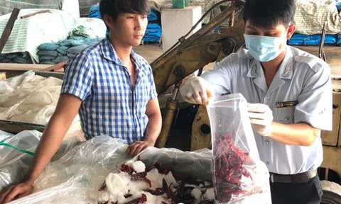 Thực phẩm "nhạy cảm" vào tầm ngắm