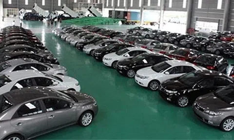 Bảng giá các loại xe ô tô tháng 8/2018 mới nhất