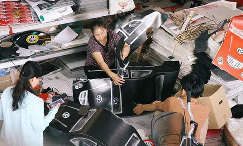 Làng vàng mã sản xuất xe hơi, túi hiệu cho người cõi âm tất bật trong "tháng cô hồn": Xe mui trần đắt nhất 2 triệu đồng