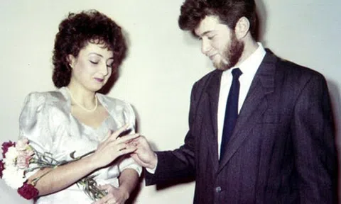 Những "thiên tình sử" của trùm bóng đá quyền lực nhất thế giới