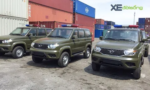 Lô xe UAZ đặt hàng bởi Bộ Công An đã về đến Việt Nam