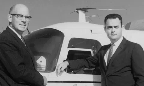 Hai nhà sáng lập bỏ học của Burger King và Popeyes