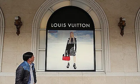 Thời trang xa xỉ: Cuộc đua song mã nghìn tỷ